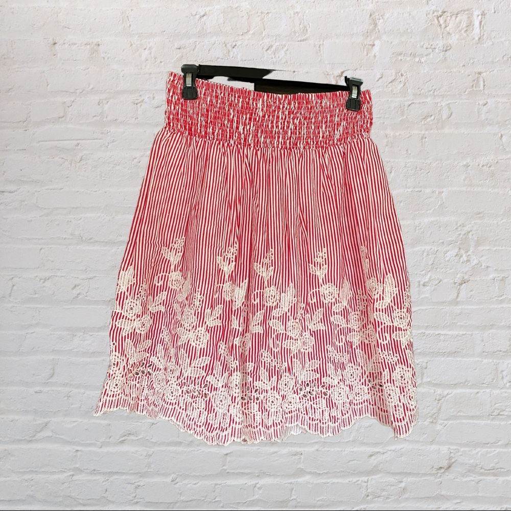 Solitaire below the knee dress